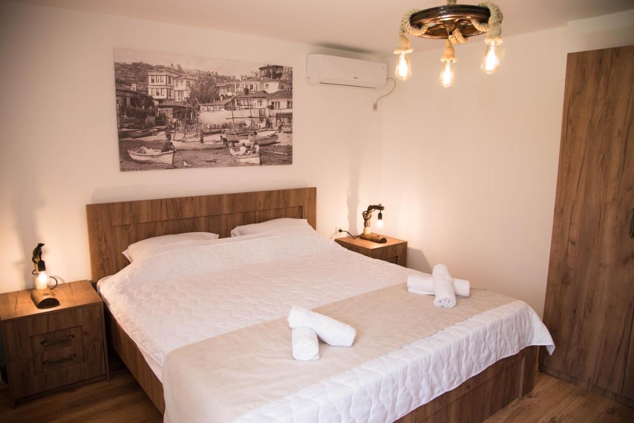 Guest House La Baja Ohrid Kültér fotó