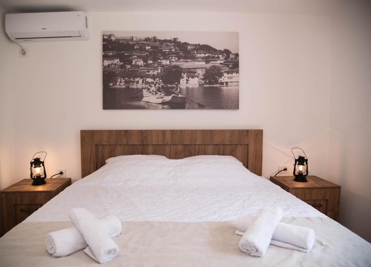 Guest House La Baja Ohrid Kültér fotó